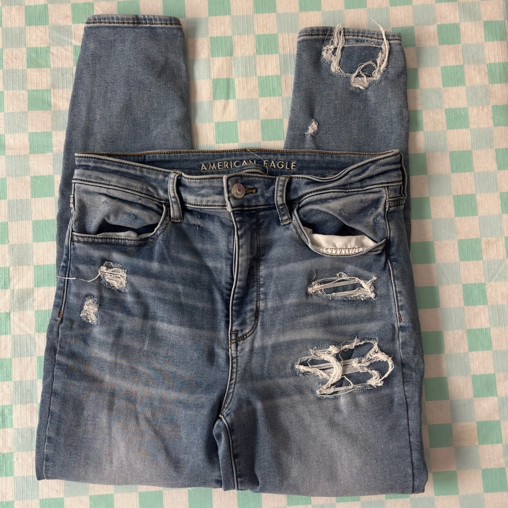 American Eagle Medium Wash Super High Rise Jeggings Cropped Distressed Size 10